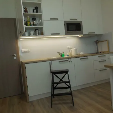 Apartment Potter