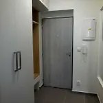 Potter With Garage *